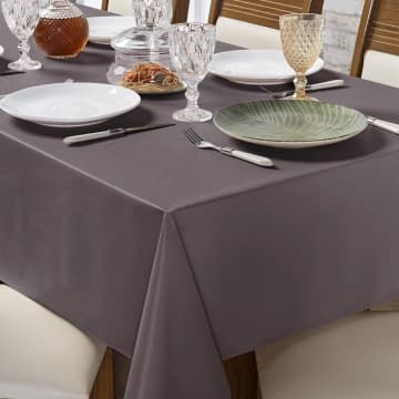Toalha De Mesa PVC 2,00m x 1,40m Para Mesa 6 Lugares Lisa Térmica Impermeável Fácil de Limpar Marrom — Casa Scarpa
